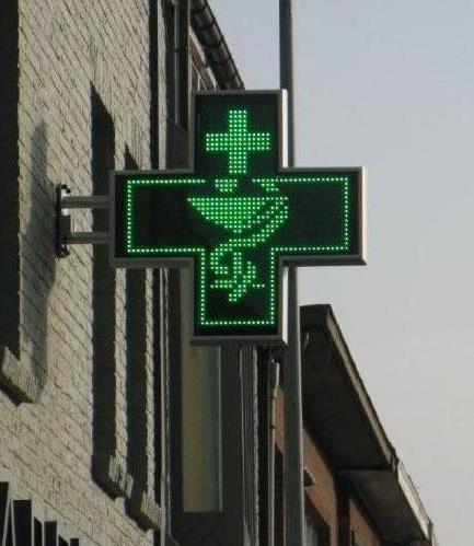 светодиодный крест для аптек. фото